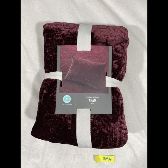 NEW Martha Stewart Medallion Velvet Quit King‎ Sham - Picture 1 of 11